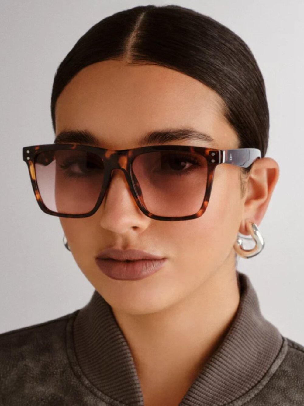 AIRE Kraz Square Sunglasses Rose Tortoise Brown Gradient Lens